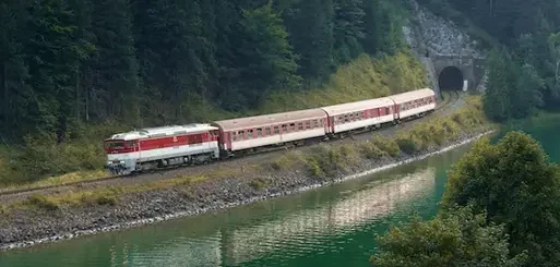 como aplicar el descuento de familia numerosa en IRYO