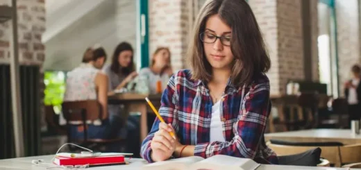 Cursos para inmigrantes sin papeles en España